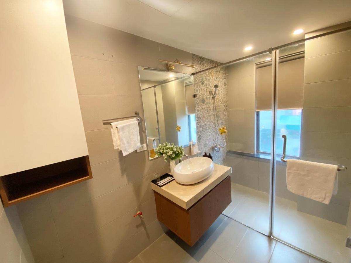 Luxe Paradise Residence Trinh Cong Son Hanoi Exterior foto